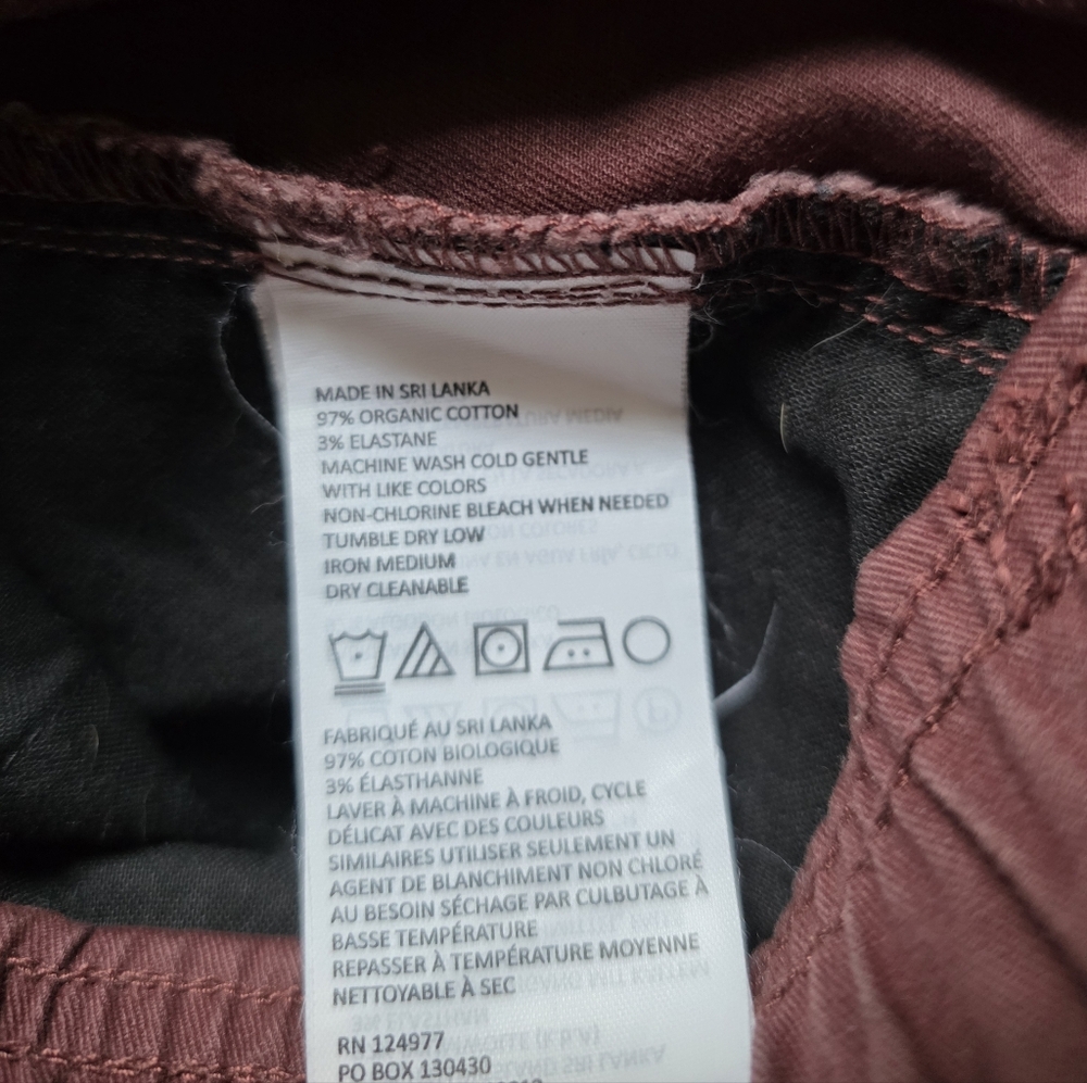 Prana Men's Burgundy Shorts - Picture 4 of 4
